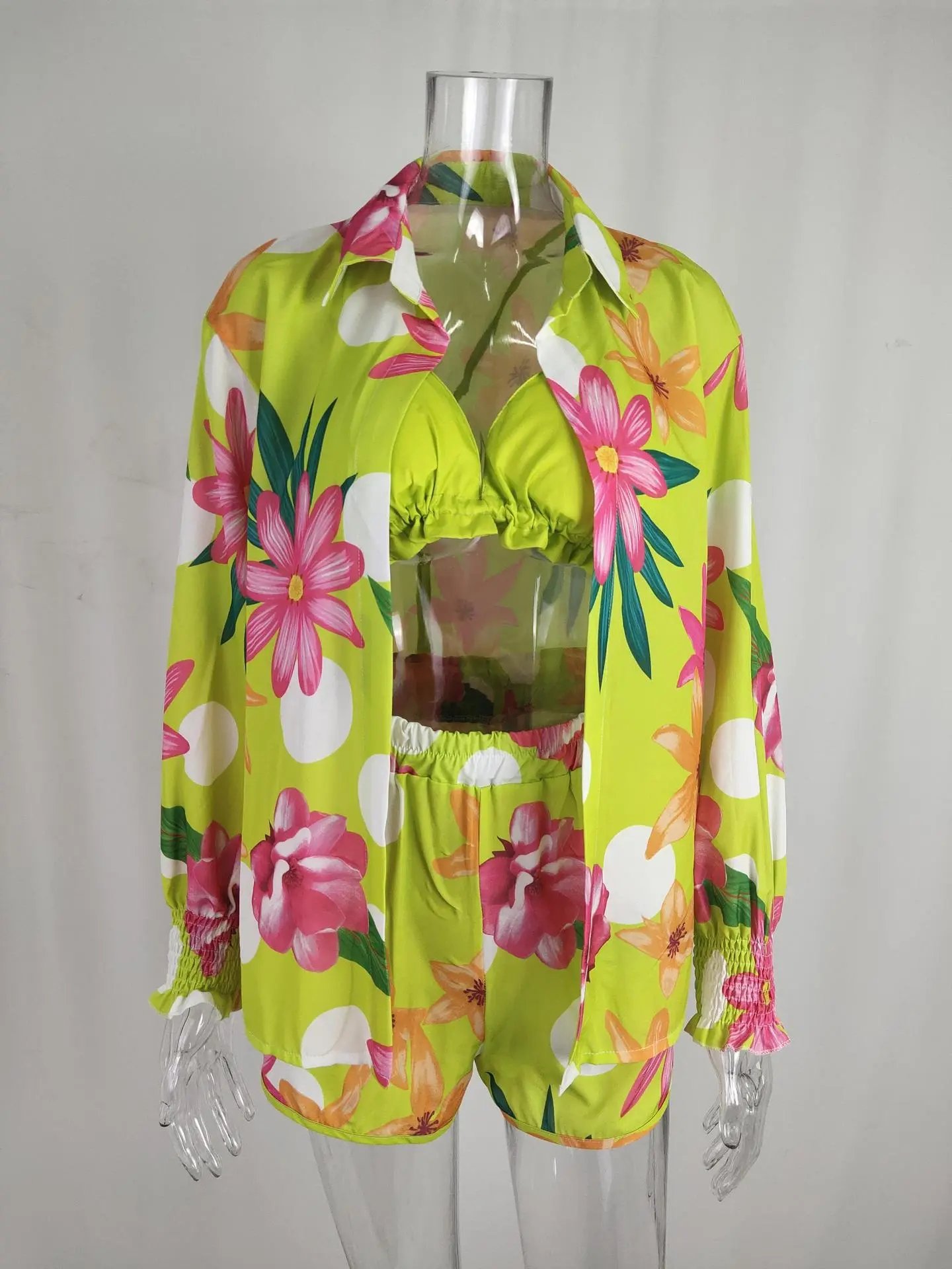 Design Gradient Ombre Tie-Dye Two-Piece Set with Ruffled Crop Top and Shorts - 23