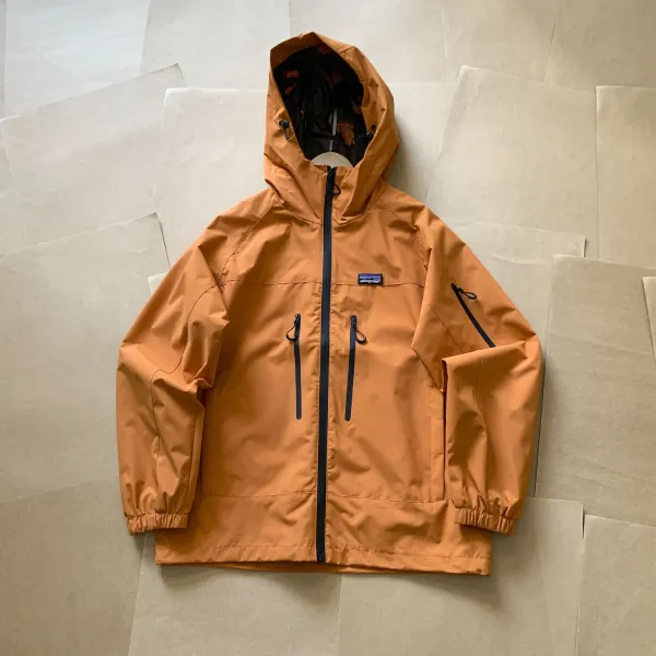 Patagonia Trespasser Jacket White Outerwear - 9
