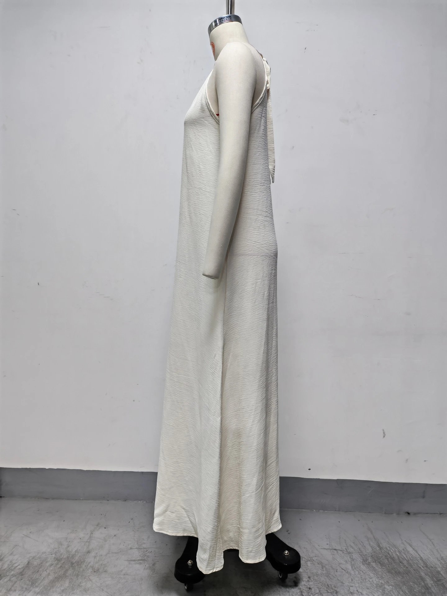 Design Halter Neck Crinkle Maxi Dress Beige - 6