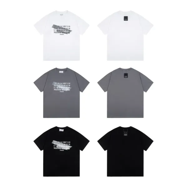 Maison Margiela Handprint Number 6 White T-Shirt - 40