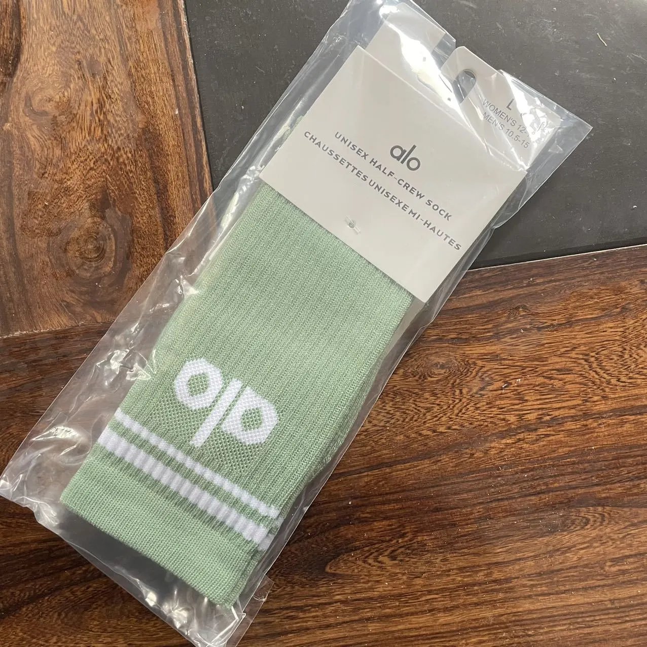 Alo Unisex Half-Crew Sock White with Light Blue Logo - 9