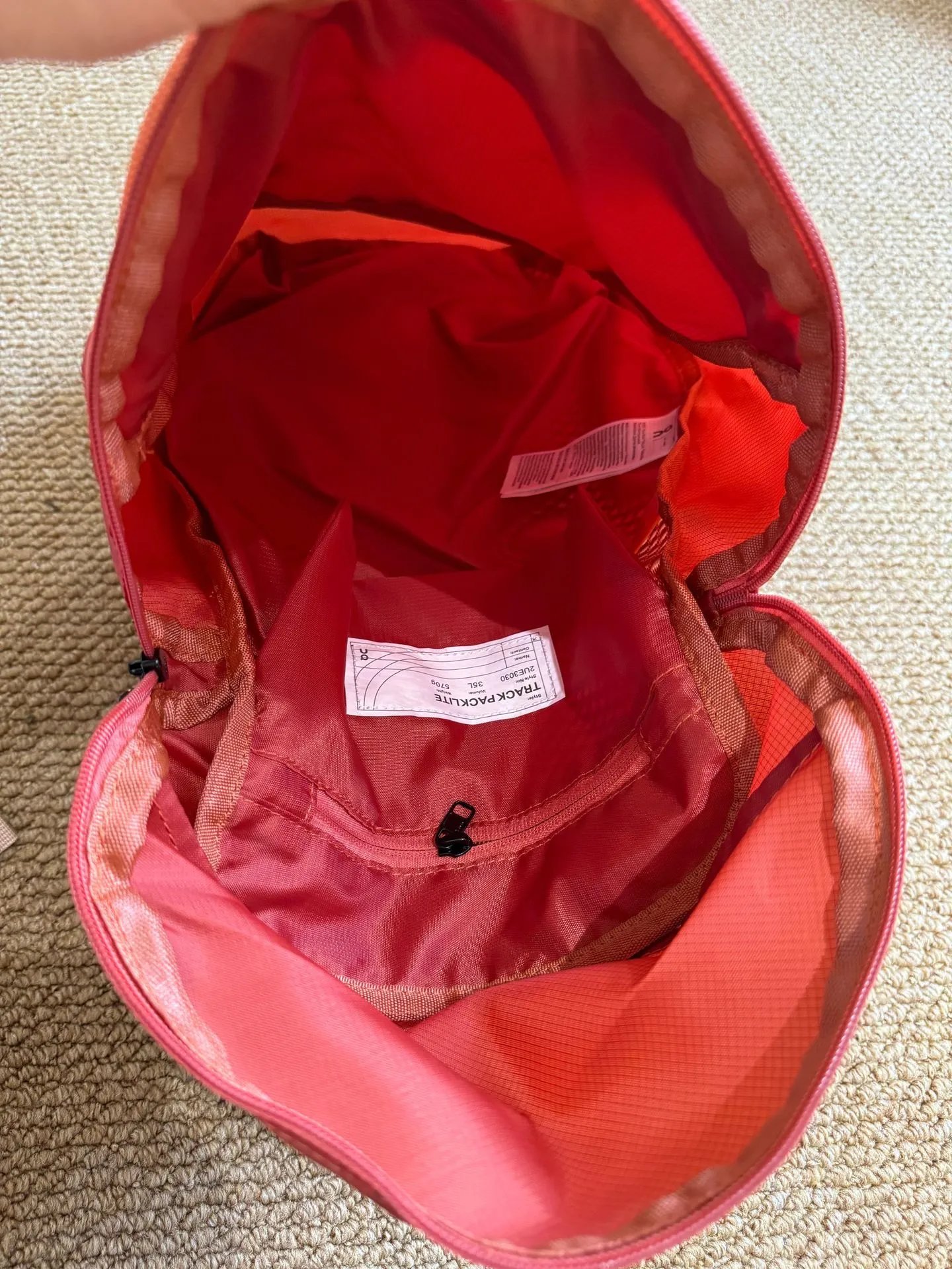 On Running Cloud Backpack Orange Red Backpack - 19