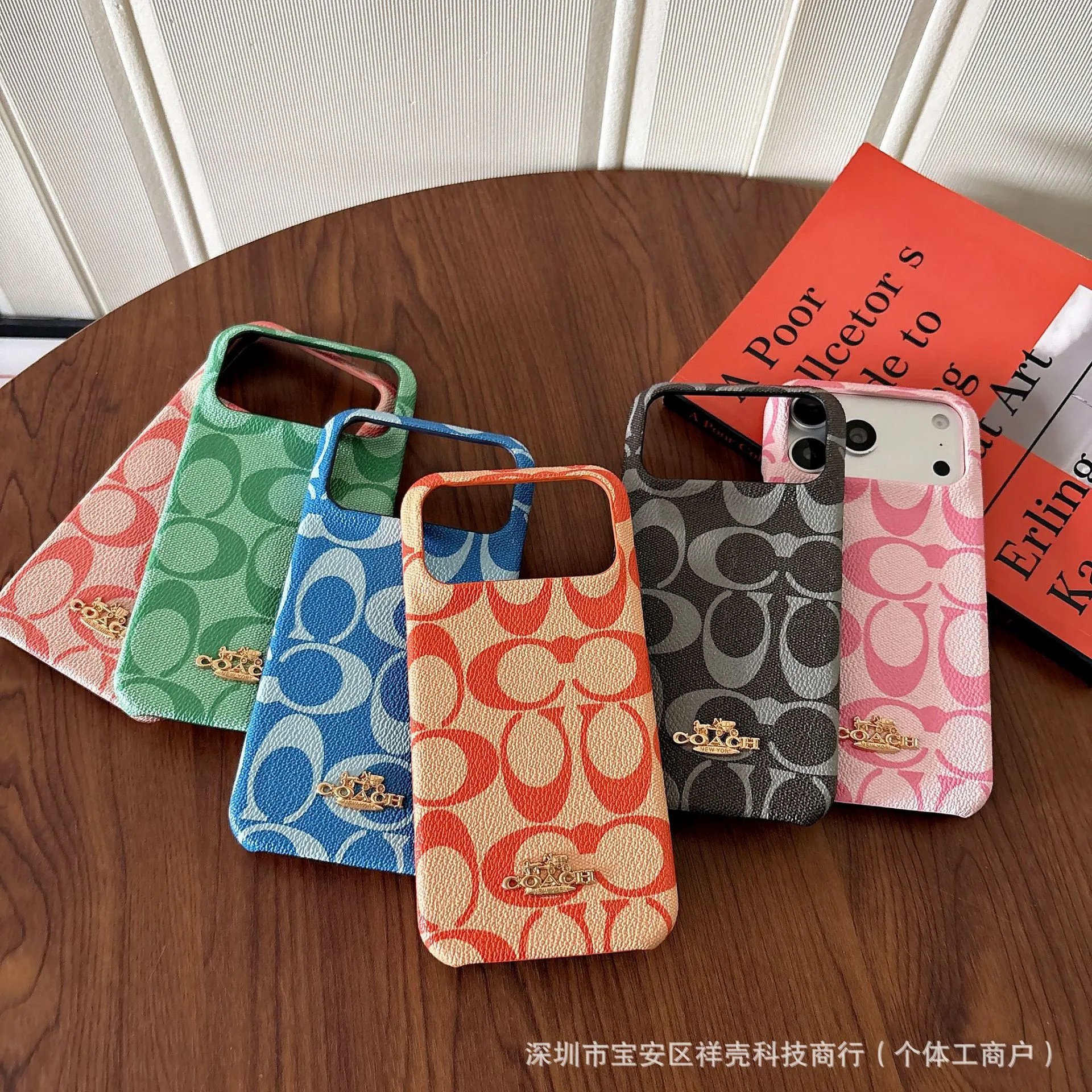 Coach Signature C Logo Green Phone Case - 3