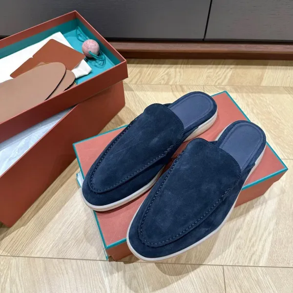 Hermès Oran Mule Navy Suede Slipper - 1