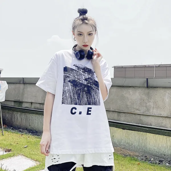Design Abstract Graphic Print Oversized T-Shirt in Mint and Charcoal - 7