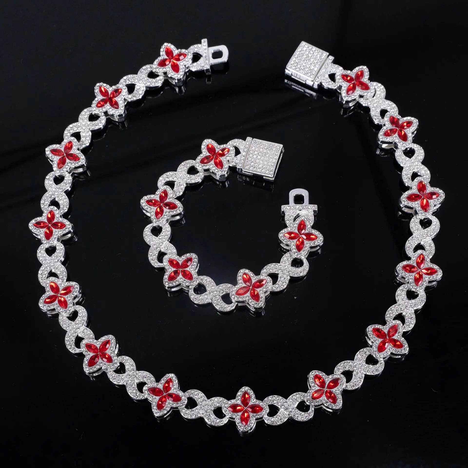 Design Floral Motif Emerald and Diamond-Style Bracelet Jewelry - 6