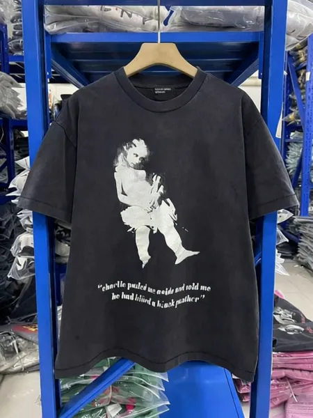 Design Graphic Print Distressed Black T-Shirt - 1