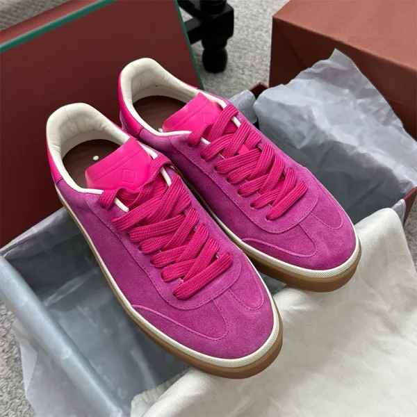 Design Low-Top Leather Sneakers Black White Gum Sole - 28