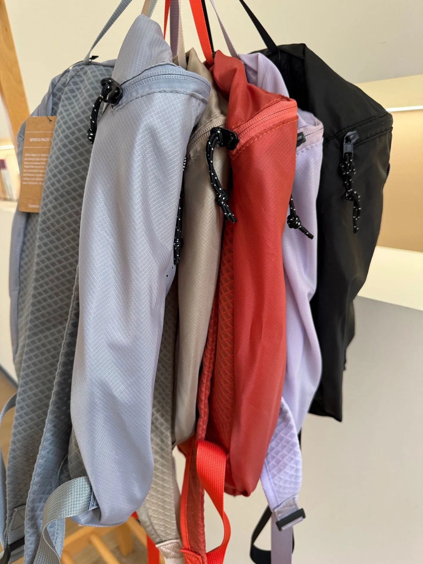 On Running Cloud Backpack Orange Red Backpack - 14