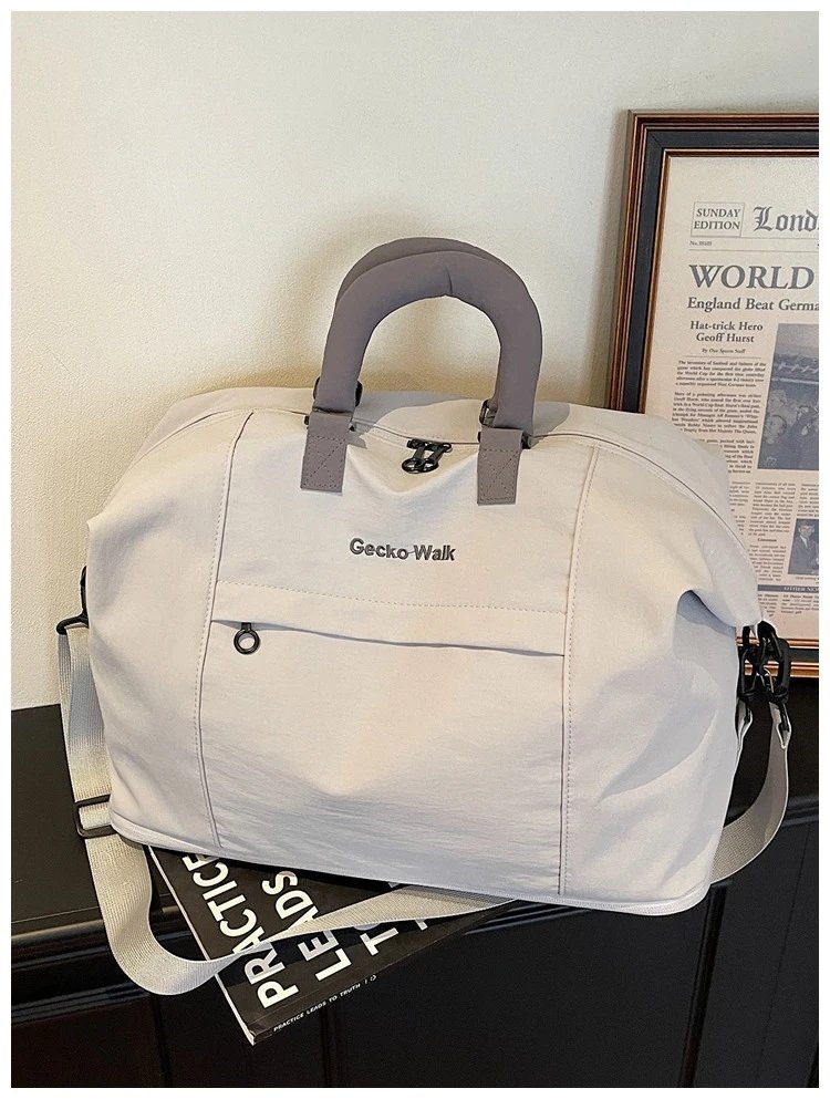 Design Gecko Walk Travel Duffle Bag Light Gray Travel Bags - 42