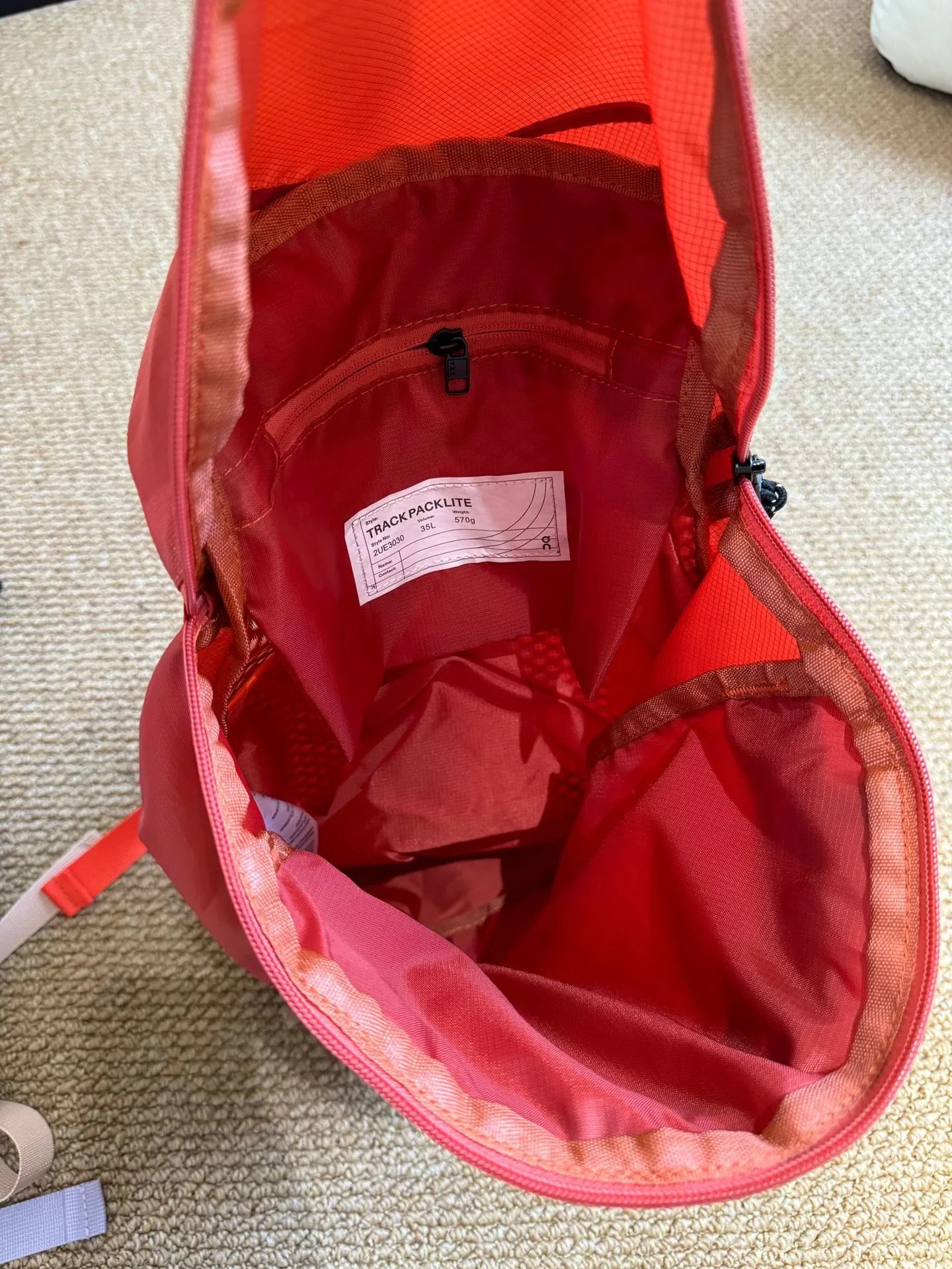 On Running Cloud Backpack Orange Red Backpack - 20