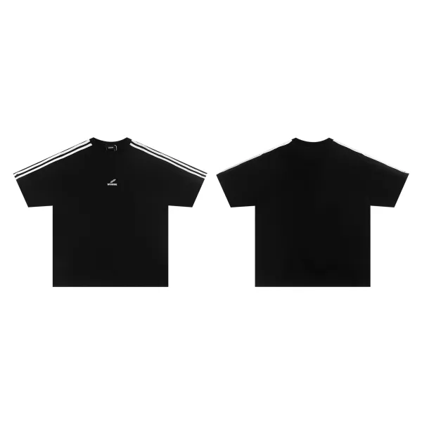Design Welldone Double Logo Pixelated Print Black T-Shirt T-Shirts - 17