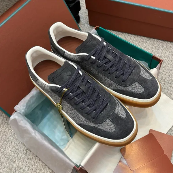 Design Low-Top Leather Sneakers Black White Gum Sole - 16