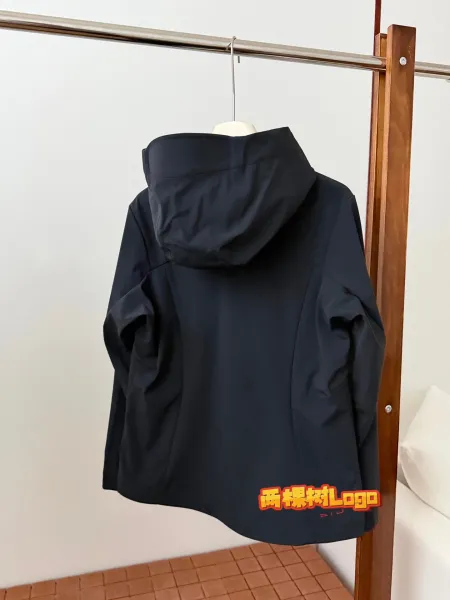 Design KOLON Sport Hooded Softshell Jacket Black Outerwear - 11