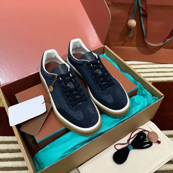 Design Low-Top Leather Sneakers Black White Gum Sole - 19