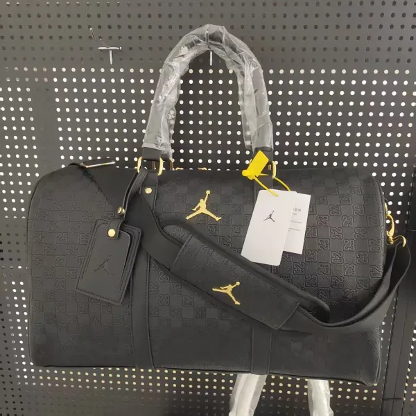 Air Jordan Monogram Duffle Bag Black / Gold - 1