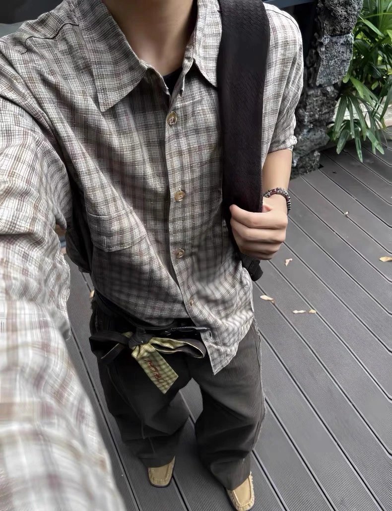 Design Unbranded Plaid Shirt Jacket in Dark Navy and Black Over White T-Shirt Outerwear - 15