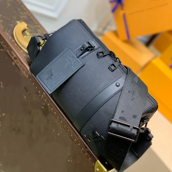 Louis Vuitton Keepall Bandoulière 45 Monogram Eclipse Black Travel Bag - 4