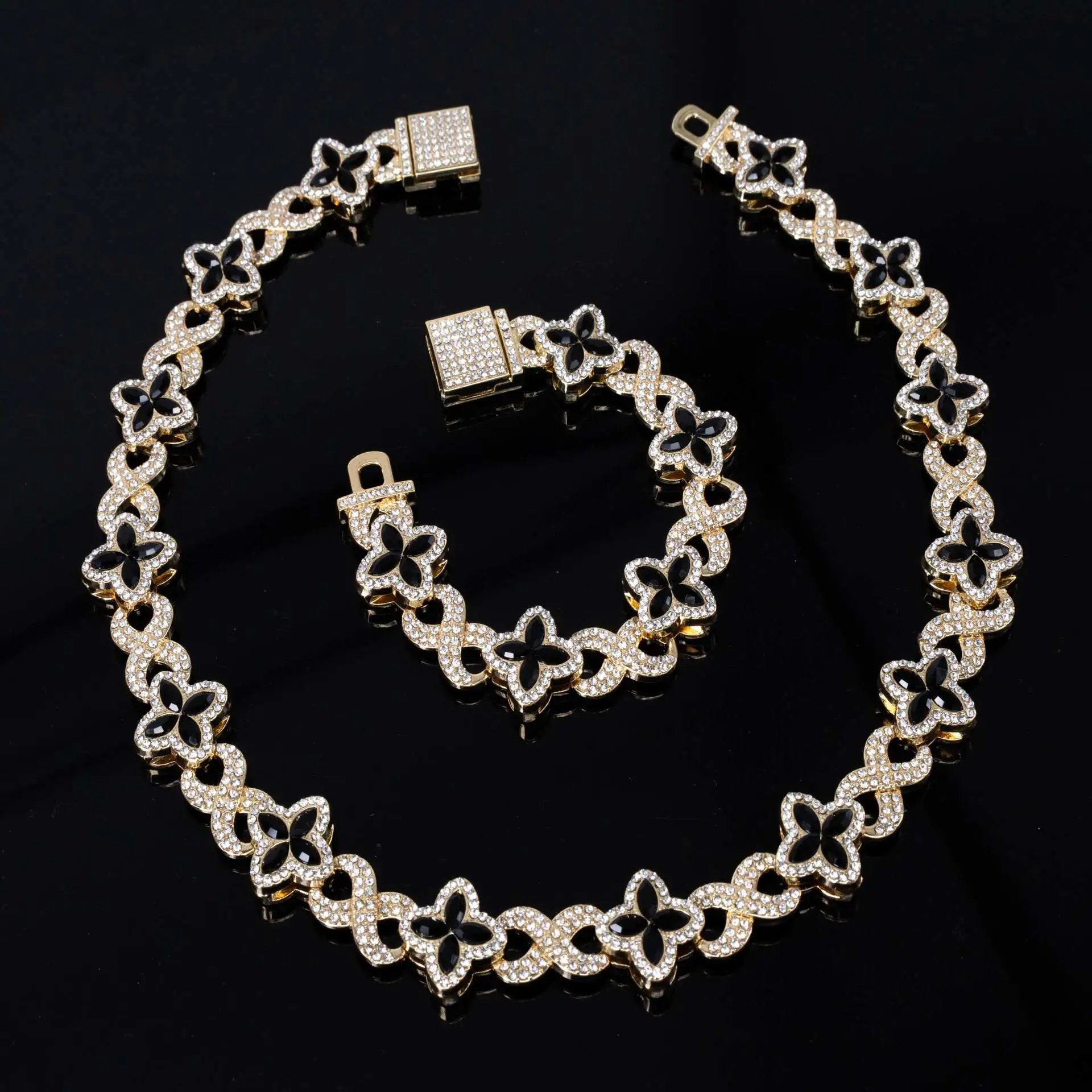 Design Floral Motif Emerald and Diamond-Style Bracelet Jewelry - 9