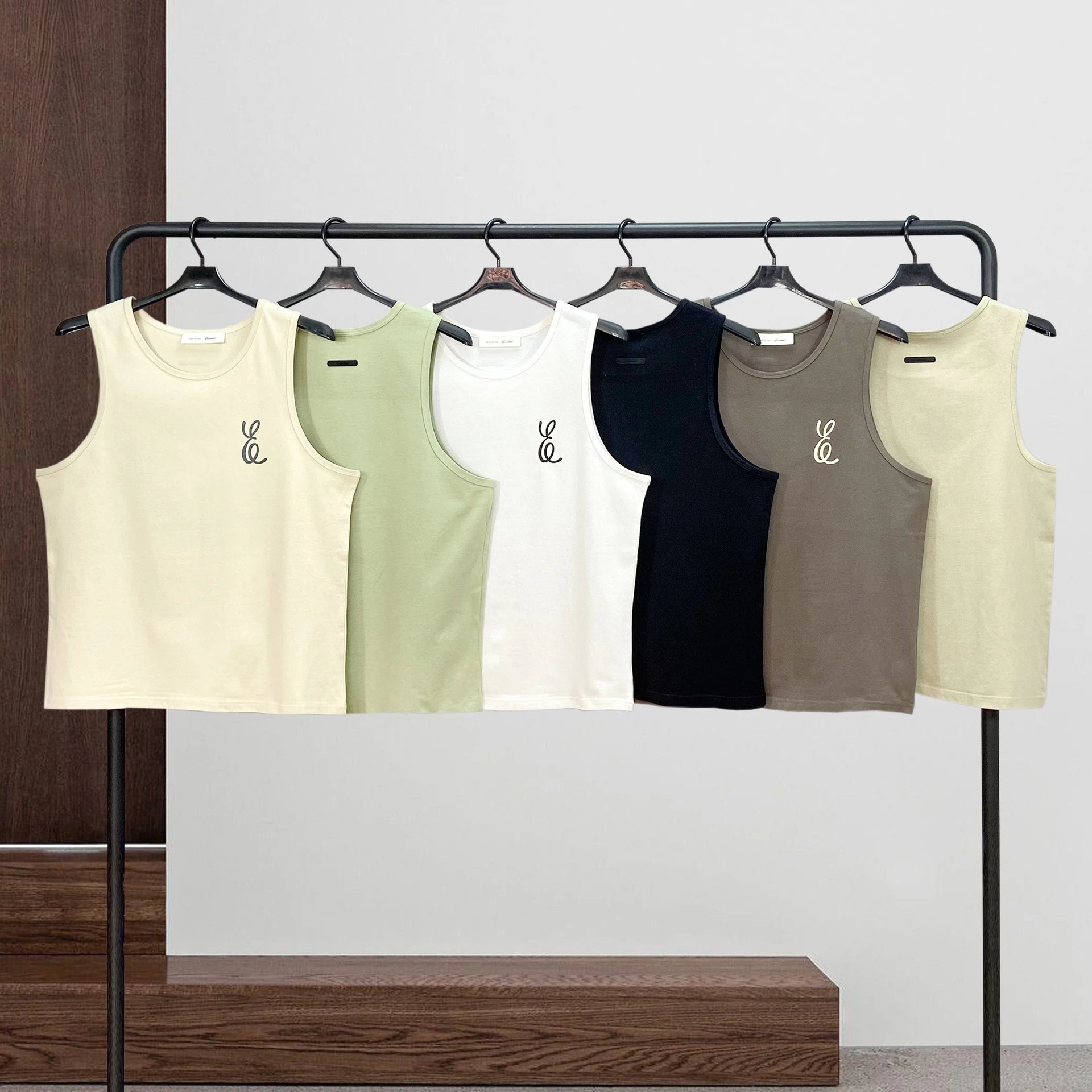 Design Minimalist Logo Tank Top Beige Vest-Top - 3