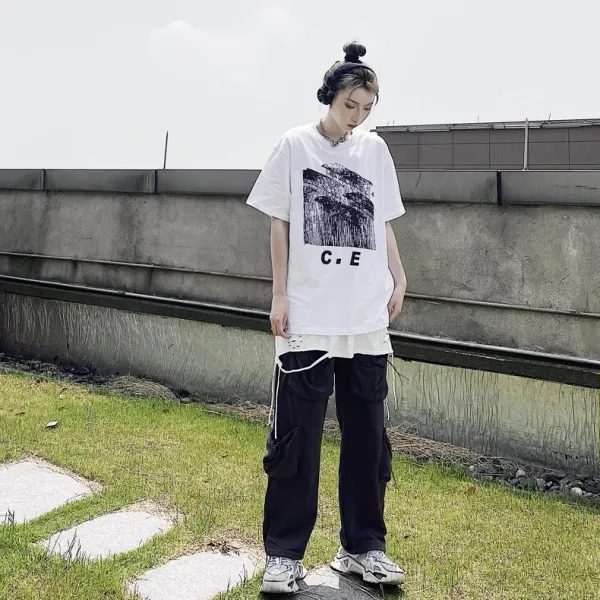 Design Abstract Graphic Print Oversized T-Shirt in Mint and Charcoal - 8