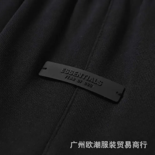 Fear of God Essentials Arch Logo Black T-Shirt and Shorts Set - 26