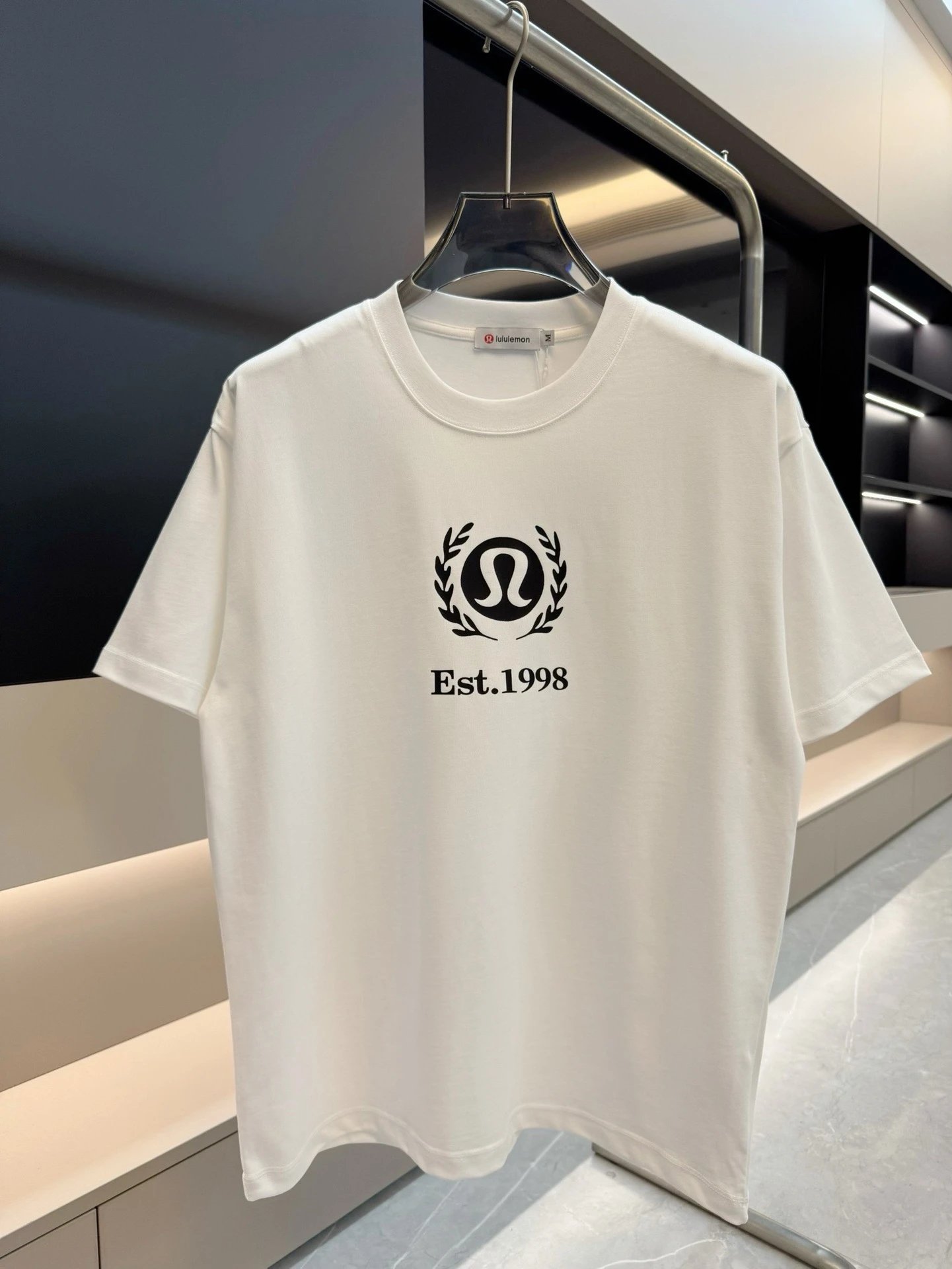 Lululemon Logo Tee White T-Shirt - 32