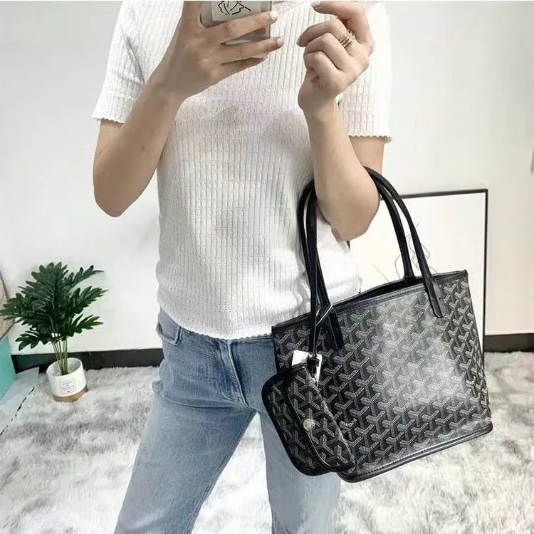 Goyard Saint Louis PM Tote Bag in Gray Monogram Canvas - 9