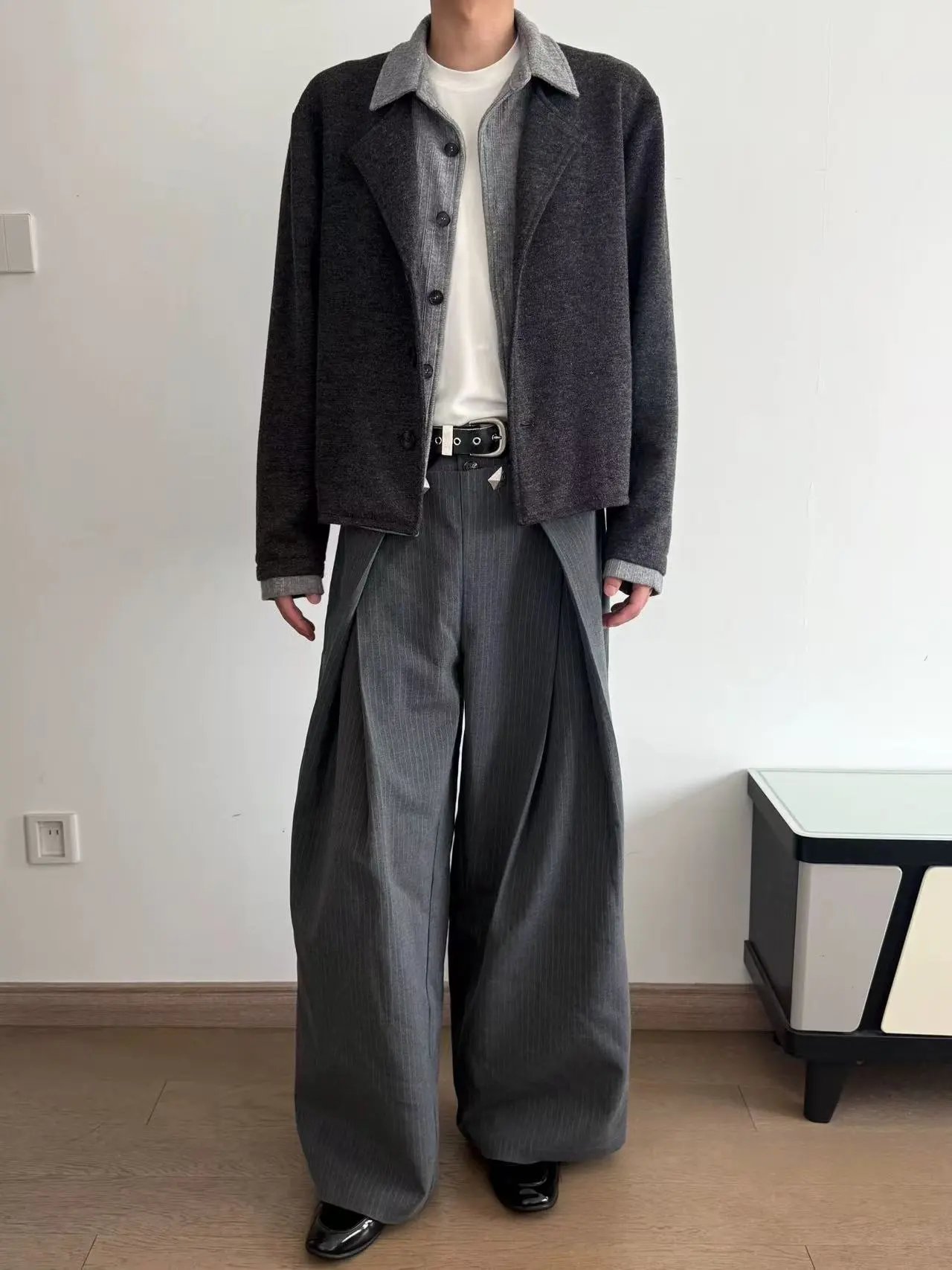 Design Wide-Leg Pinstripe Trousers with Embroidered Motif Gray Pants - 16