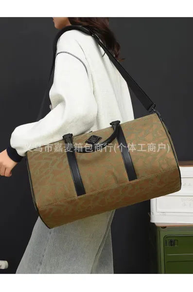 Design Duffle Bag Coconut Milk Color Travel Bag - 26