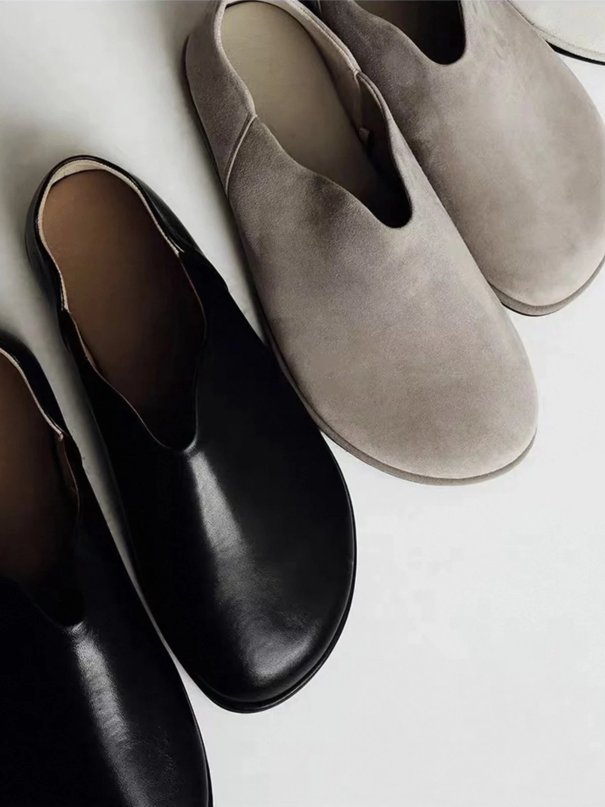 Design Scalloped-Edge Slip-On Loafers Black - 6