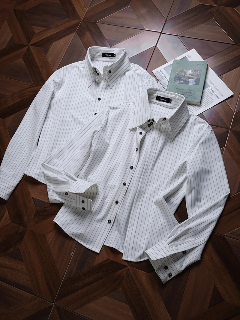 Design Striped Button-Up Shirt with Puffed Sleeves and Brown Wide-Leg Pants - 4