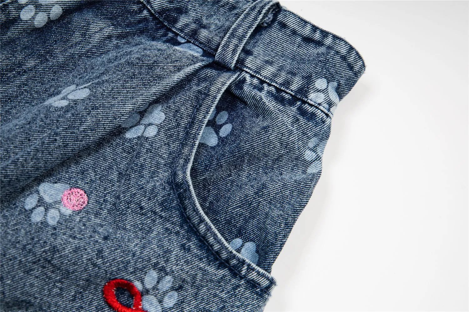Design Kib Denim Shorts with Embroidered Cats and Paw Prints Multicolor Jeans Shorts - 13