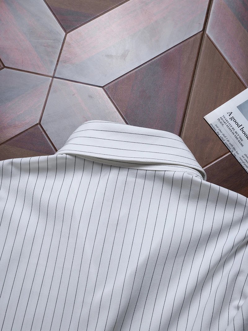 Design Striped Button-Up Shirt with Puffed Sleeves and Brown Wide-Leg Pants - 19