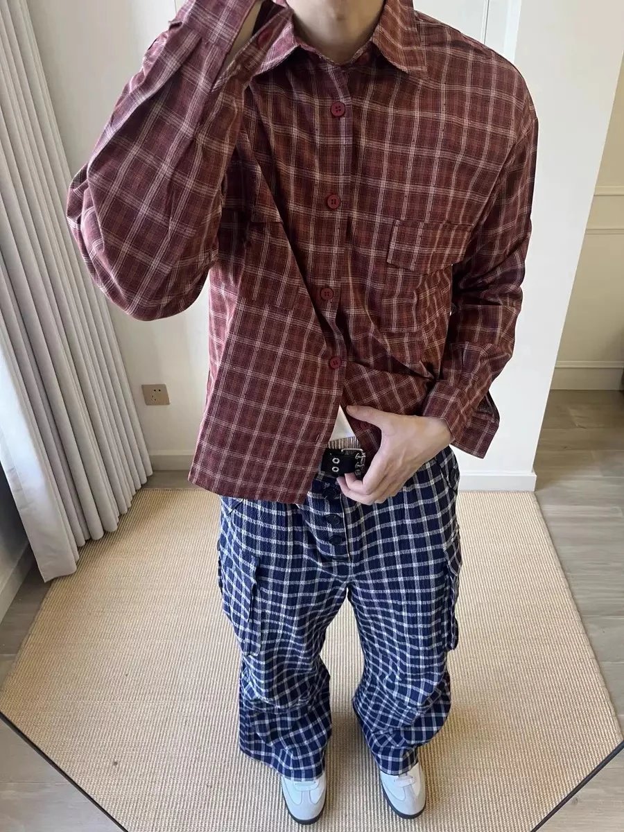 Design Unbranded Plaid Shirt Jacket in Dark Navy and Black Over White T-Shirt Outerwear - 9