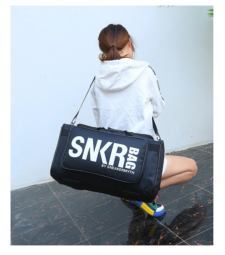 Design Sneaker Myth SNKR Bag Black Duffle Bag - 12