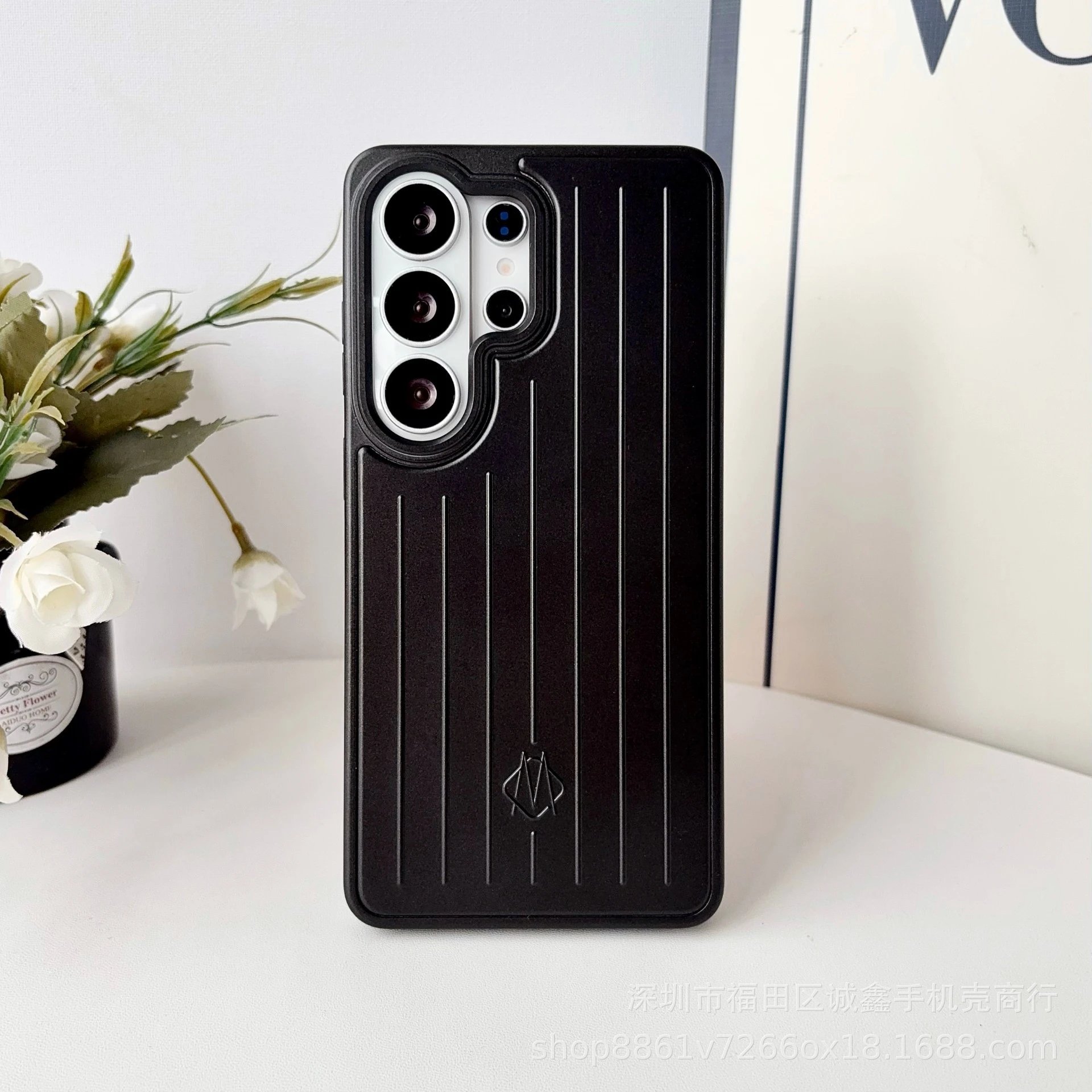 Design Phone Case with Vertical Ribbed Texture and Logo in Pink - 10
