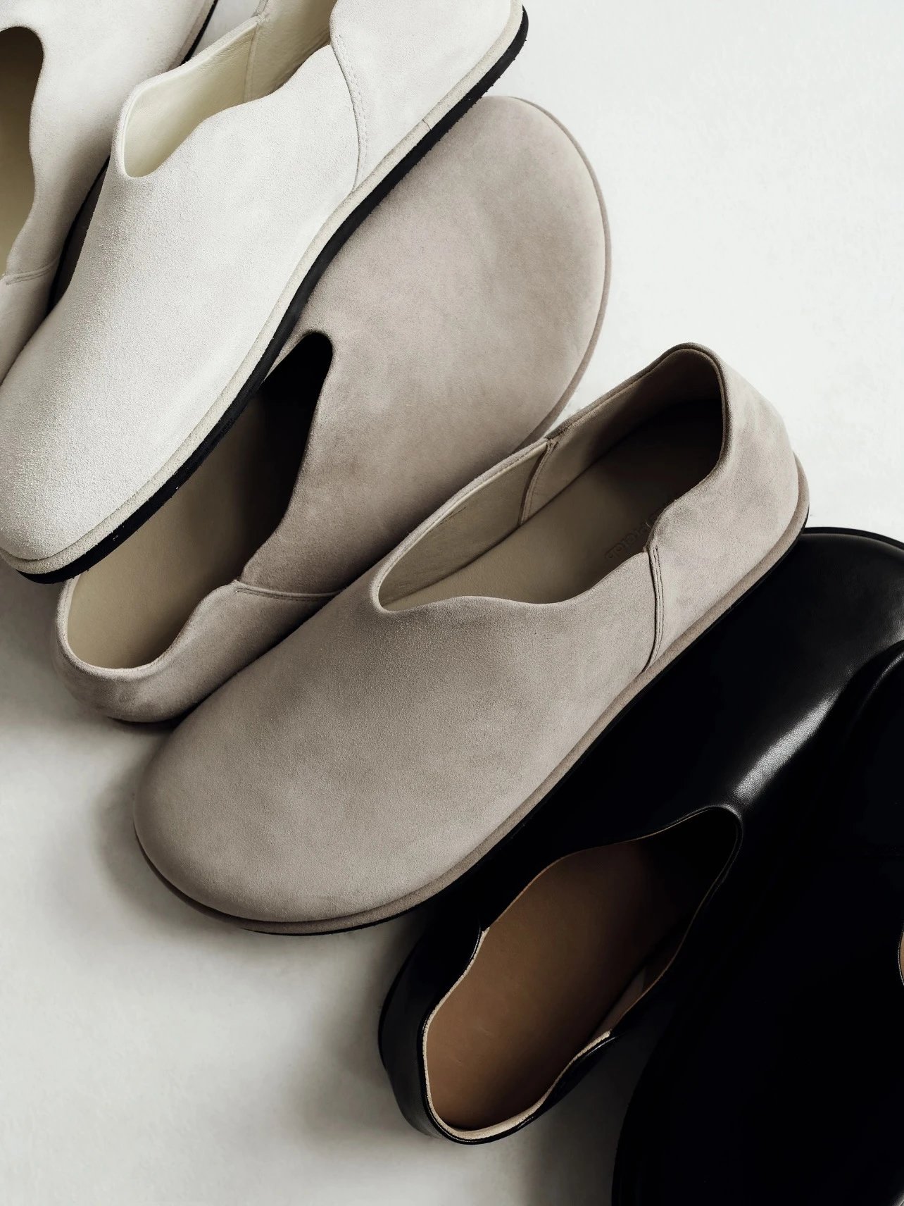 Design Scalloped-Edge Slip-On Loafers Black - 14