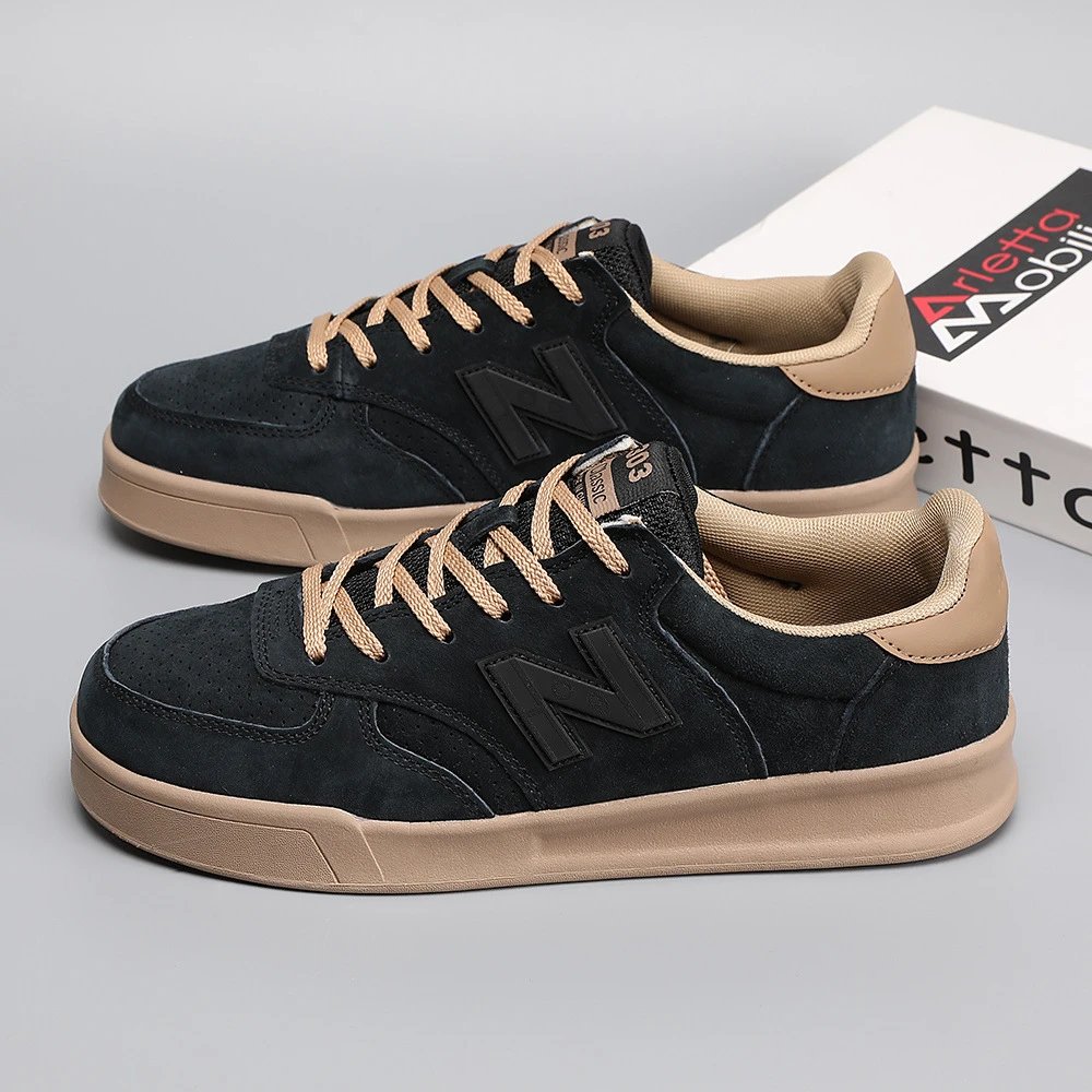 Design 303 Classic Snake-Print Black Sneakers - 7