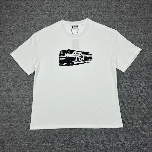 Design Bus Graffiti Print White T-Shirt - 1
