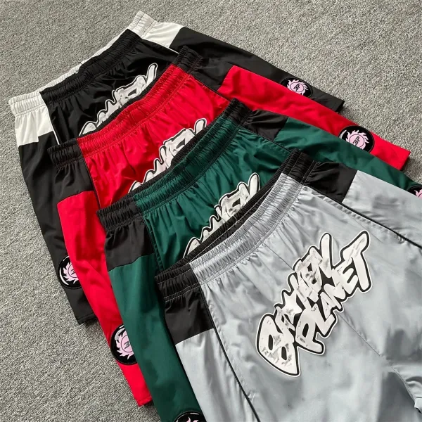Broken Planet Graphic Shorts Black / White - 11