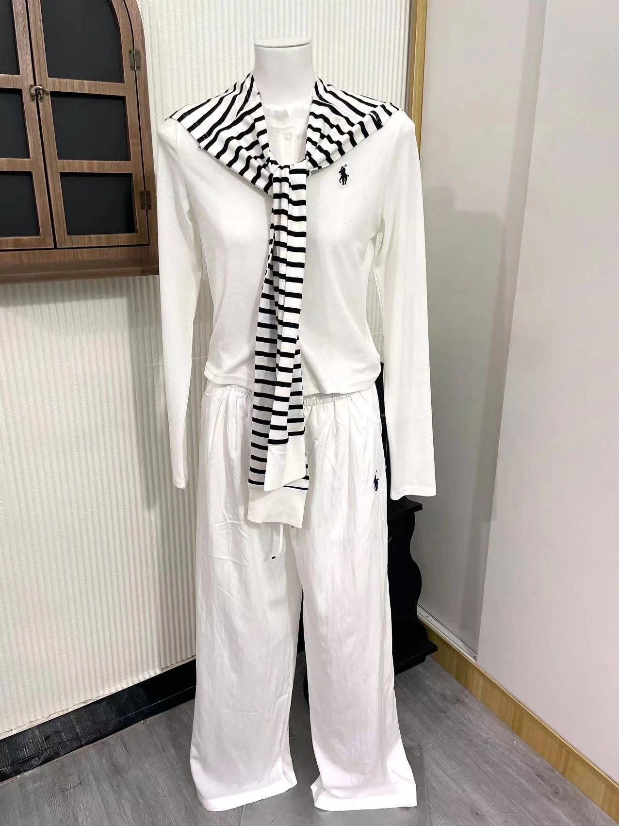Polo Ralph Lauren Classic Fit Drawstring Waist Pants White - 3