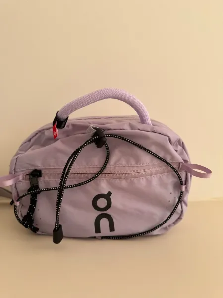 On Running Gym Bag Black Duffle Bag - 28