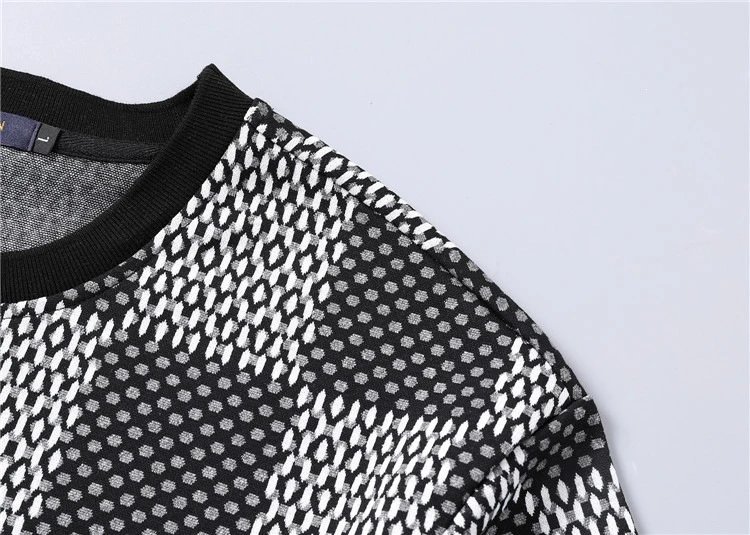 Design Woven Texture Black T-Shirt and Shorts Set - 8