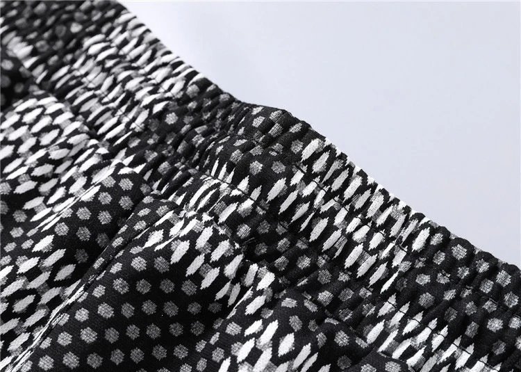 Design Woven Texture Black T-Shirt and Shorts Set - 17