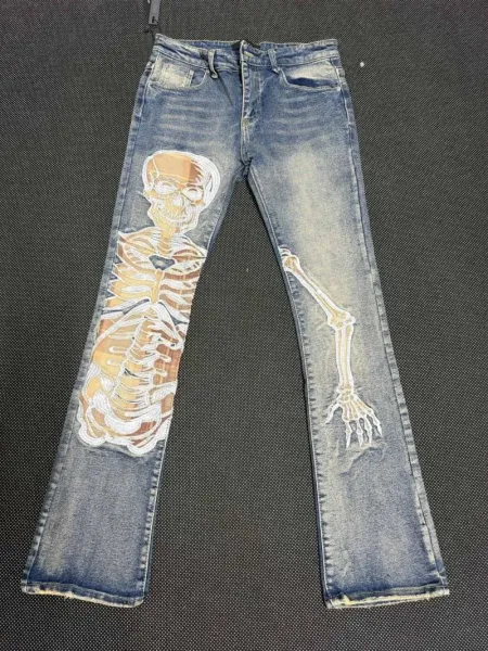 Amiri Embroidered Logo Distressed Slim Fit Jeans - 25