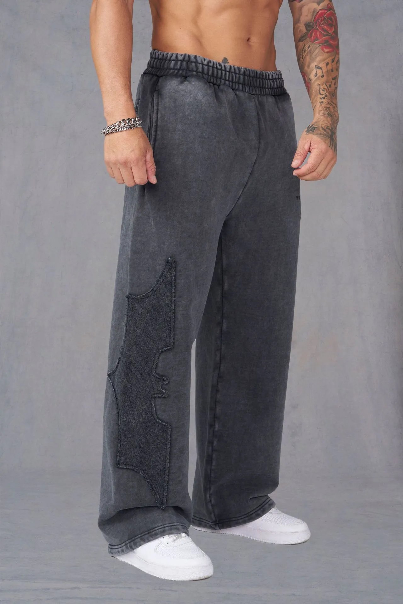 Design YOUNGLA Distressed Batwing Sweatpants Gray Sweatpants - 13