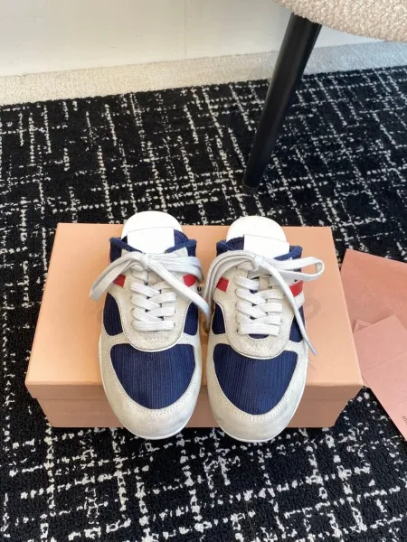 Maison Margiela Tabi Sneakers Navy and White Sneakers - 1
