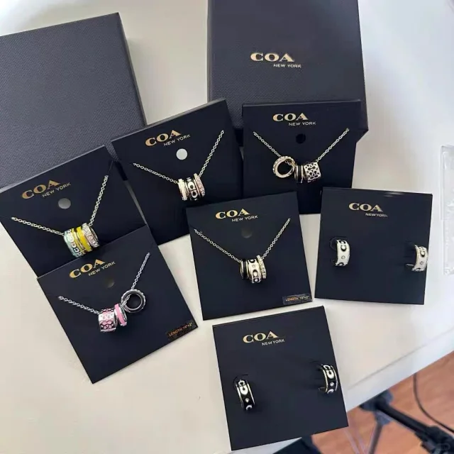 COA Jewelry Three-Ring Enamel Pendant Necklace product detail image 1
