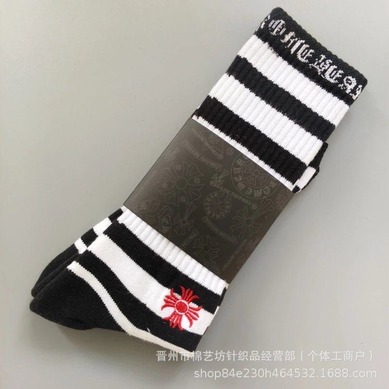Design FOTI Skeleton Print Red Crew Socks - 11